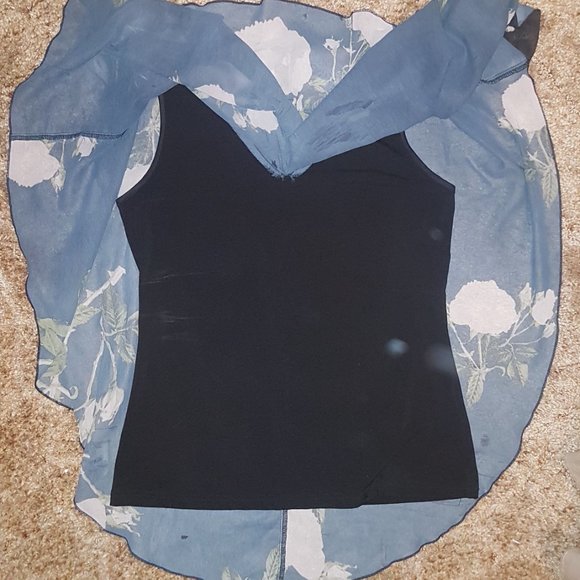 Teaberry Batwing Sleeve Poncho Shirt Blouse with Rose Print - Picture 2 of 4